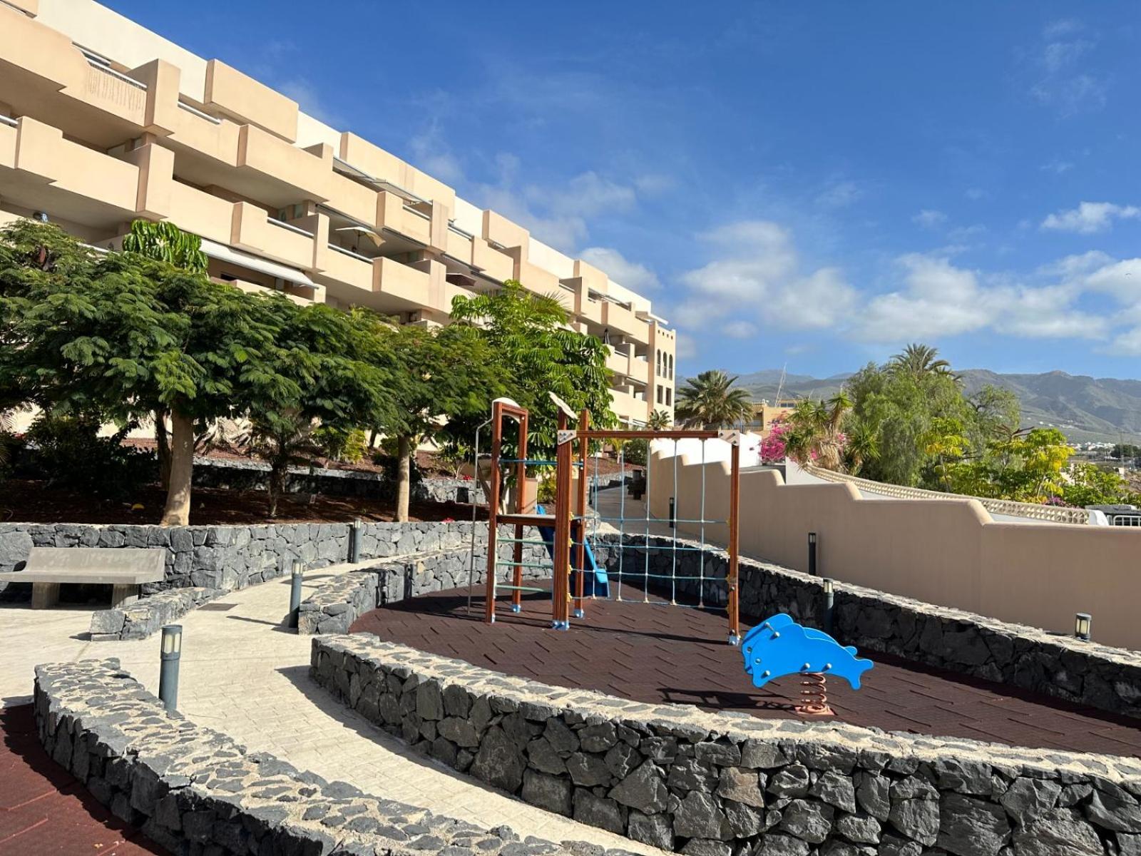 Cozy Apartment In Playa Paraiso Costa Adeje  Esterno foto