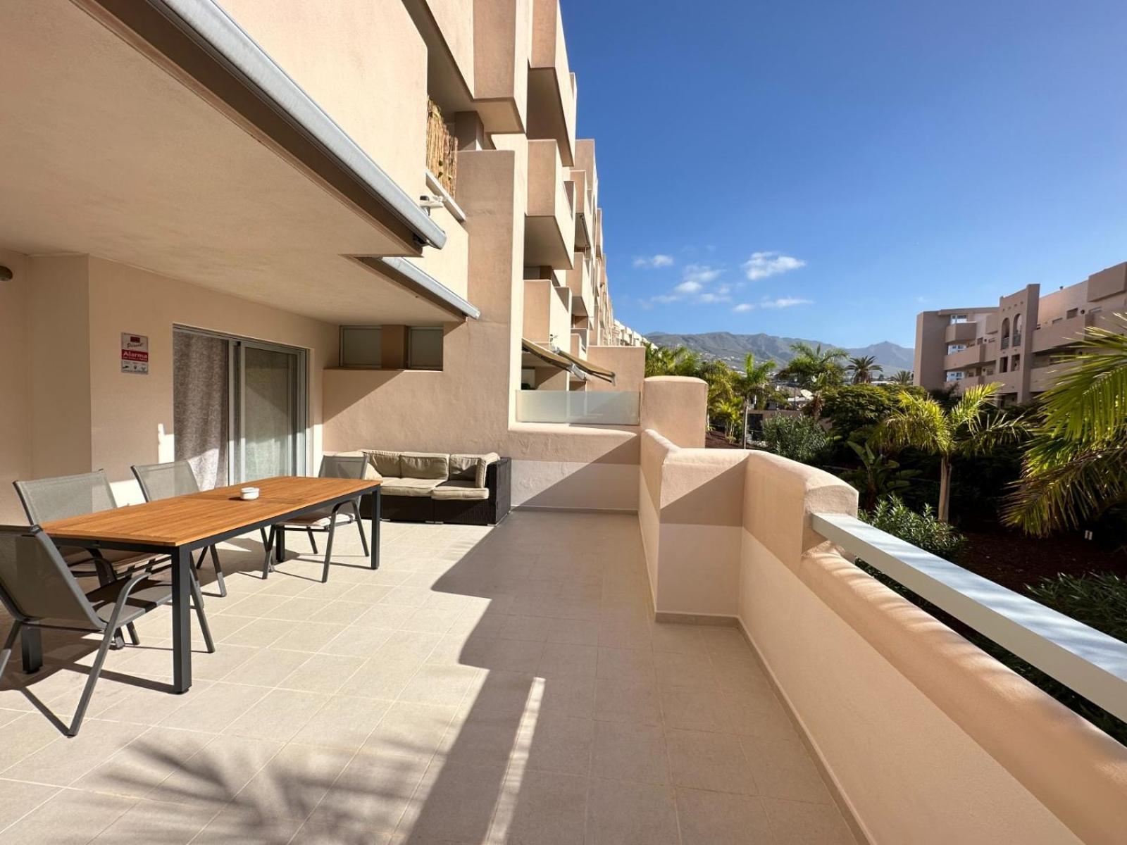 Cozy Apartment In Playa Paraiso Costa Adeje  Esterno foto